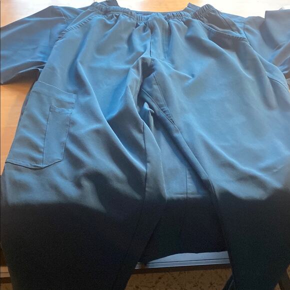 Barco Uniforms NWOT Teal Blue Scrubs Set - Picture 5 of 9